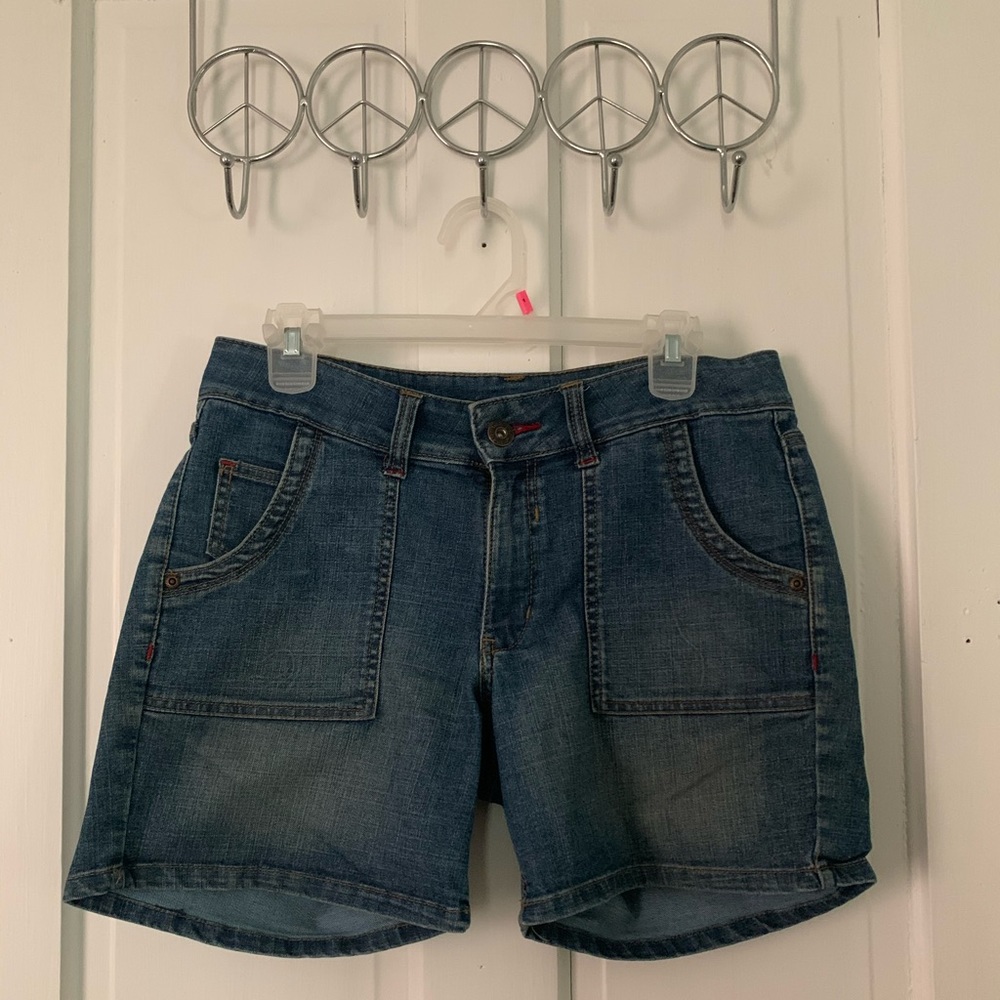 Woman’s Jean shorts